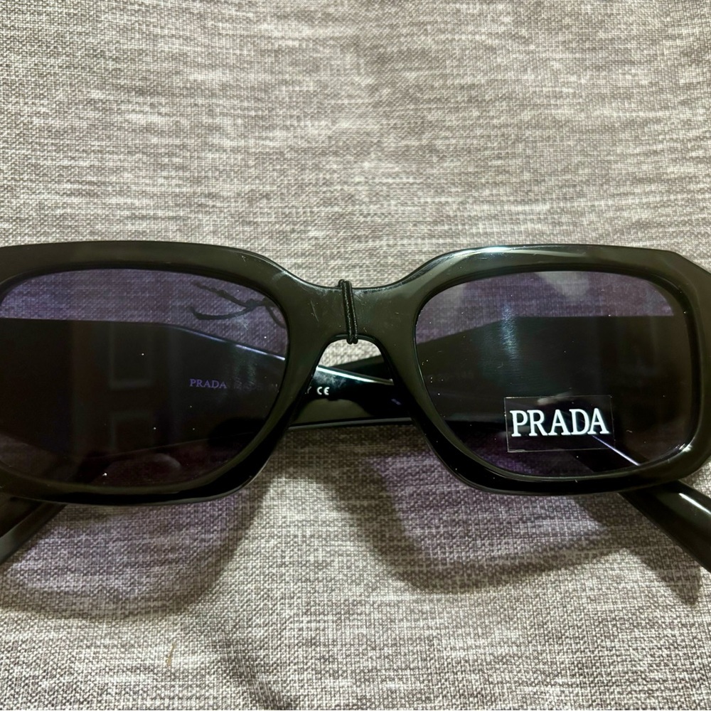 Designer unisex shades.